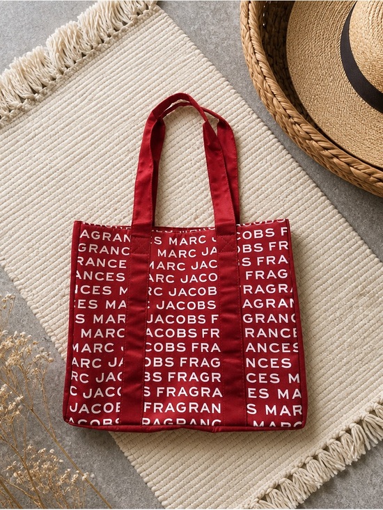 Marc Jacobs Handbags - Marc Jacobs Fragrance Tote bag